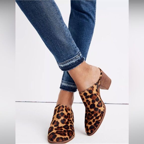 Madewell 9" Mid-Rise Skinny Jeans in York Wash: Rip and Repair Edition, Size 25 - Picture 2 of 12